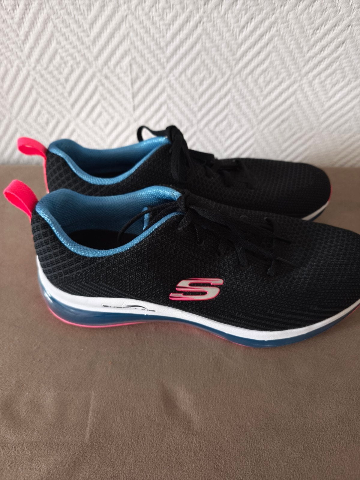 Skechers  sneakers maat 38,5, Ophalen of Verzenden, Zo goed als nieuw, Zwart, Sneakers of Gympen