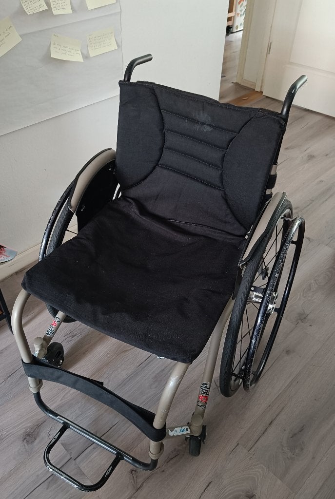 Rolstoel Vermeiren Sagitta SL, Diversen, Ophalen, Gebruikt, Handbewogen rolstoel