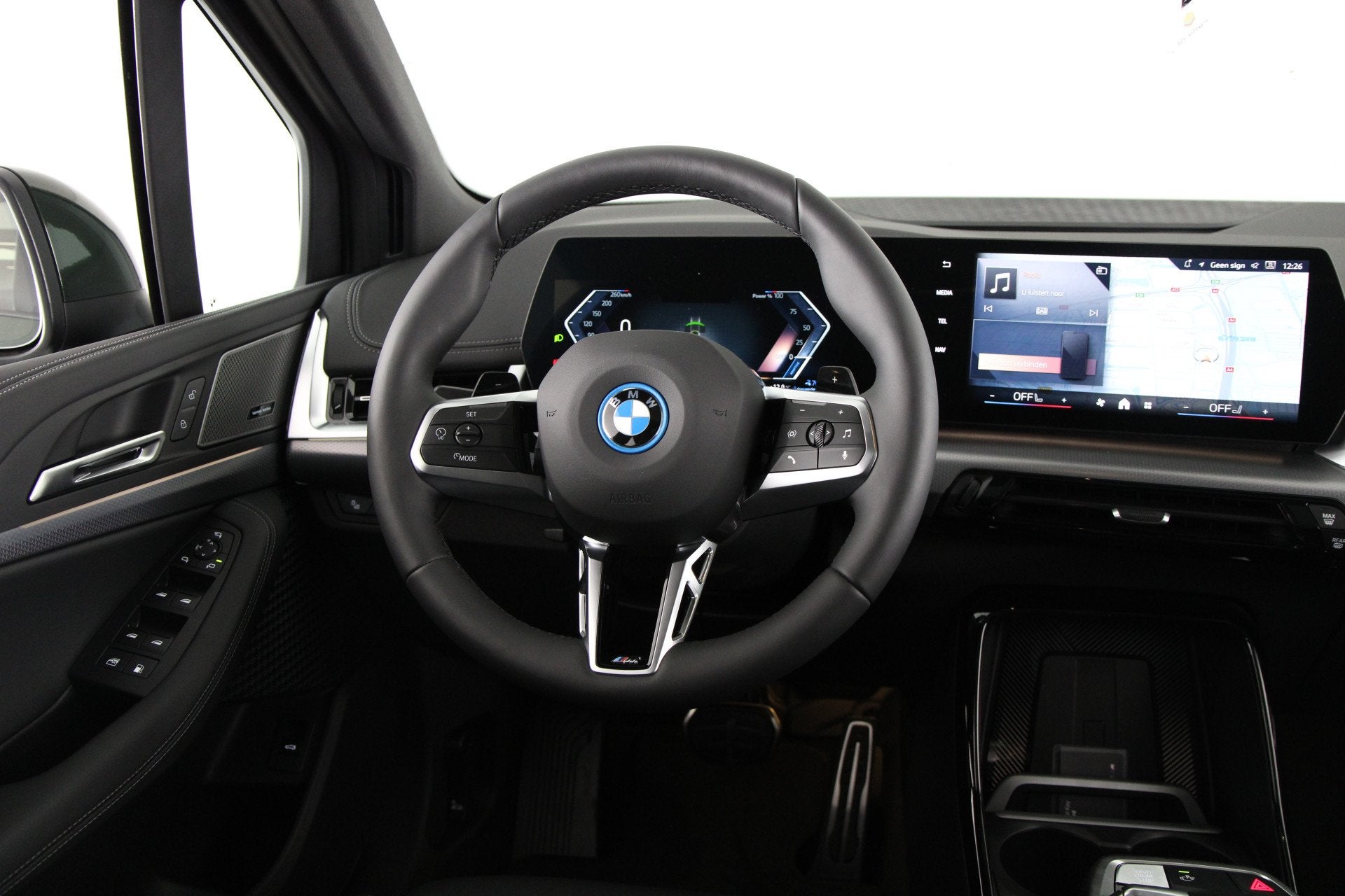 BMW 2 Serie Active Tourer 225e xDrive M Sport (bj 2026), Auto's, Automaat, 1800 kg, Zwart, 38 km/l