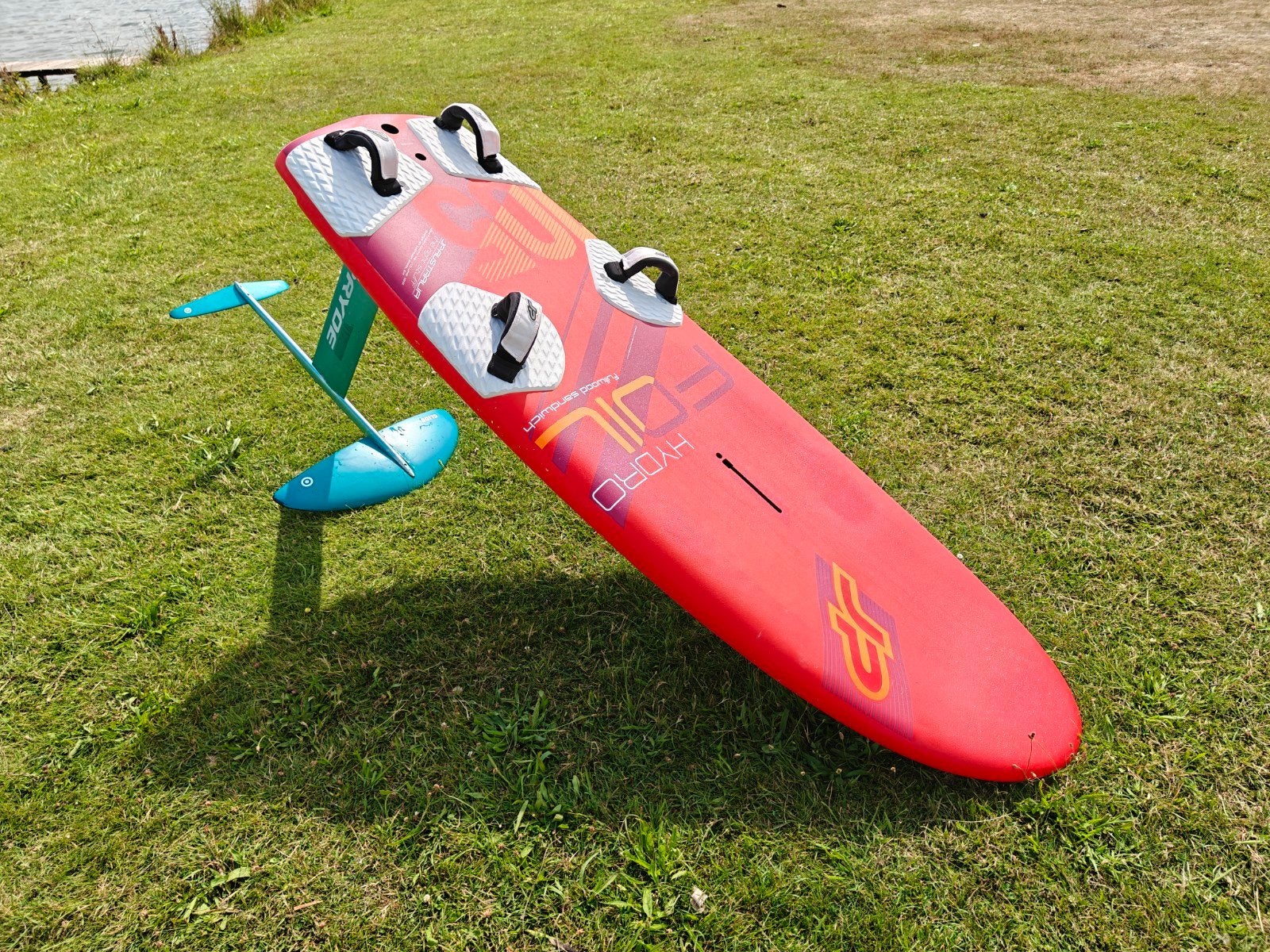 JP Australia Hydrofoil 105L Windsurfboard met Neilpryde Foil, Ophalen, Gebruikt, Minder dan 250 cm, Geschikt voor foilen