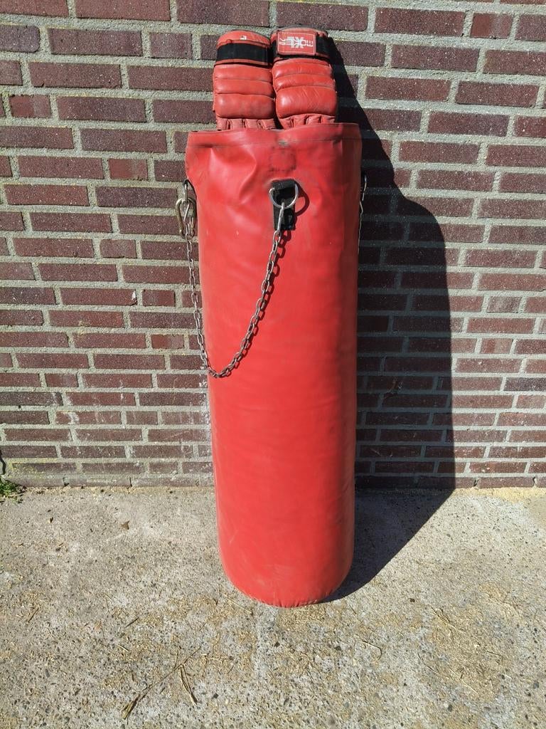 Zware degelijke bokszak, Ophalen, Zo goed als nieuw, Bokszak