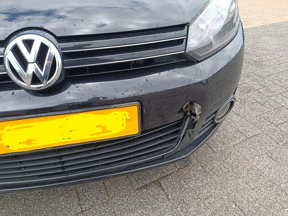 Voorbumper gezocht voor een Golf 6 zwart, Gebruikt, Ophalen of Verzenden, Bumper, Volkswagen