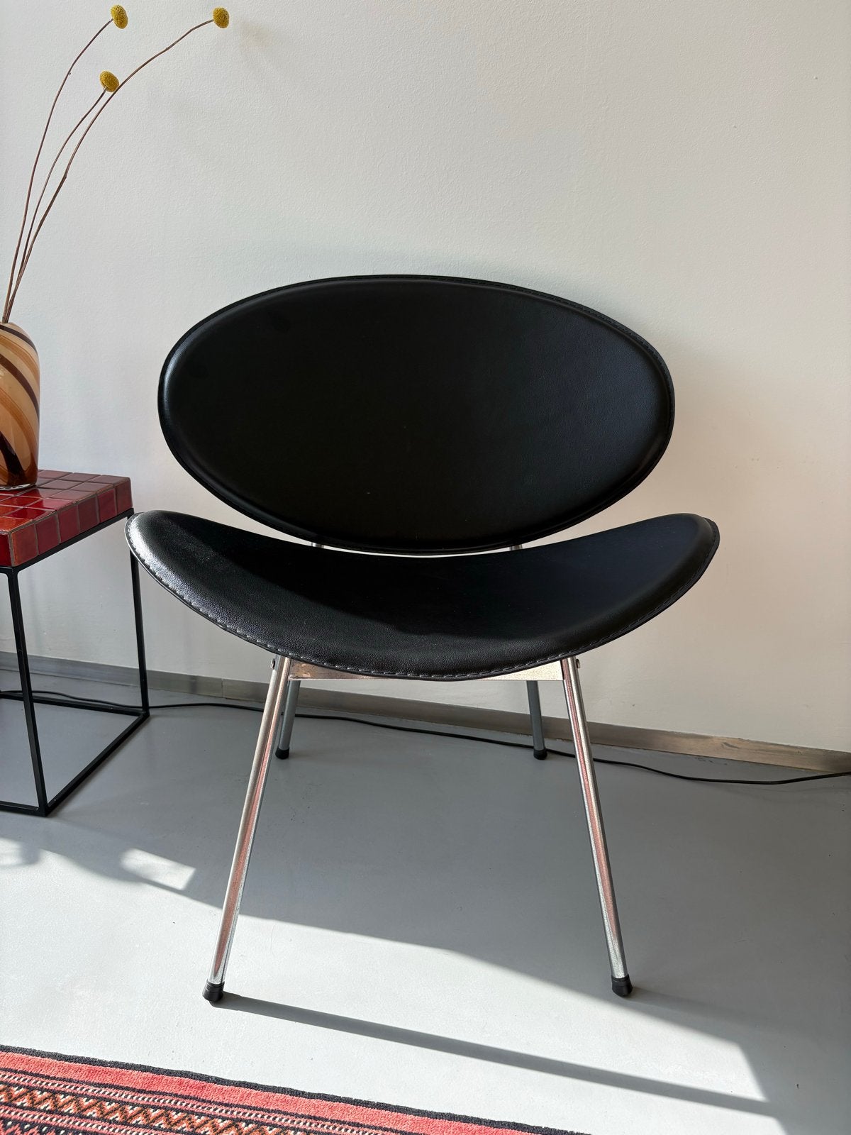 Zwarte design stoel - vintage eyecatcher, Ophalen, Gebruikt, Zwart, Leer