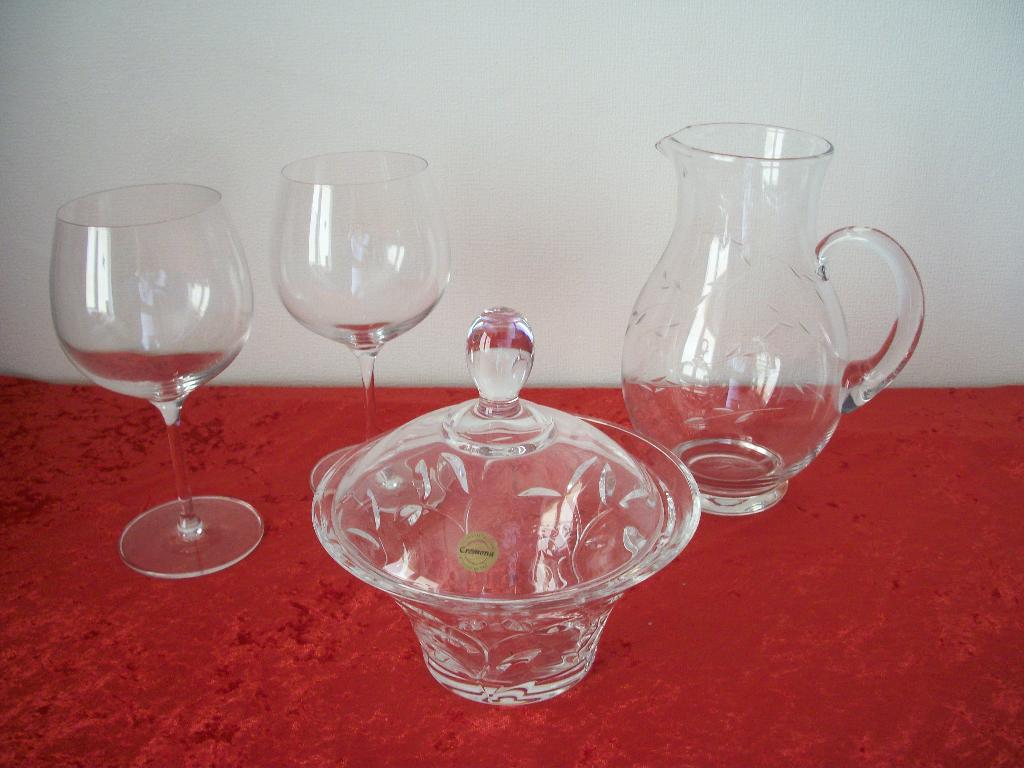Bonbonschaal Cremona, Karaf, 2 Wijnglazen zgan - per stuk, Ophalen of Verzenden, Effen, Glas, Schaal of Schalen