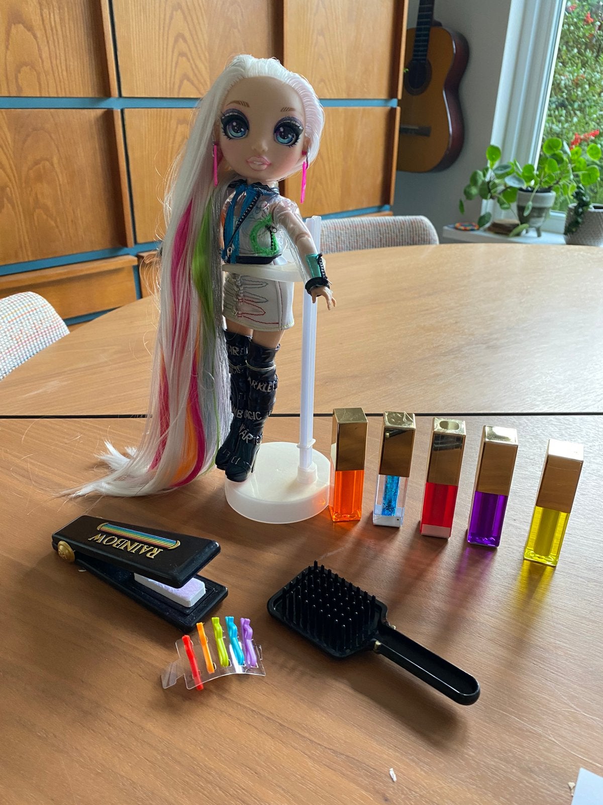 Rainbow High Hair Studio pop zo goed als nieuw, Verzamelen, Ophalen of Verzenden, Zo goed als nieuw, Pop