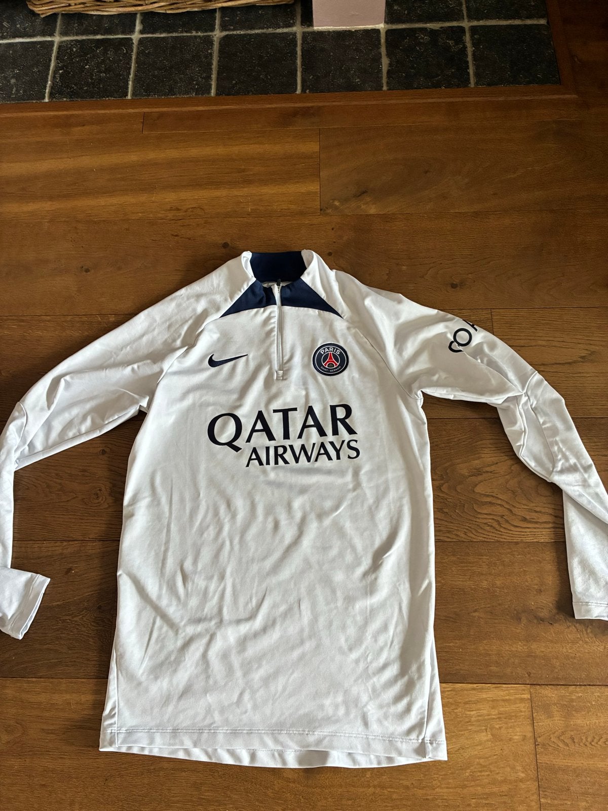Nike PSG Trainingstrui Dri-FIT 1/4 Zip Qatar Airways Maat S, Wit, Ophalen of Verzenden, Voetbal, Gedragen