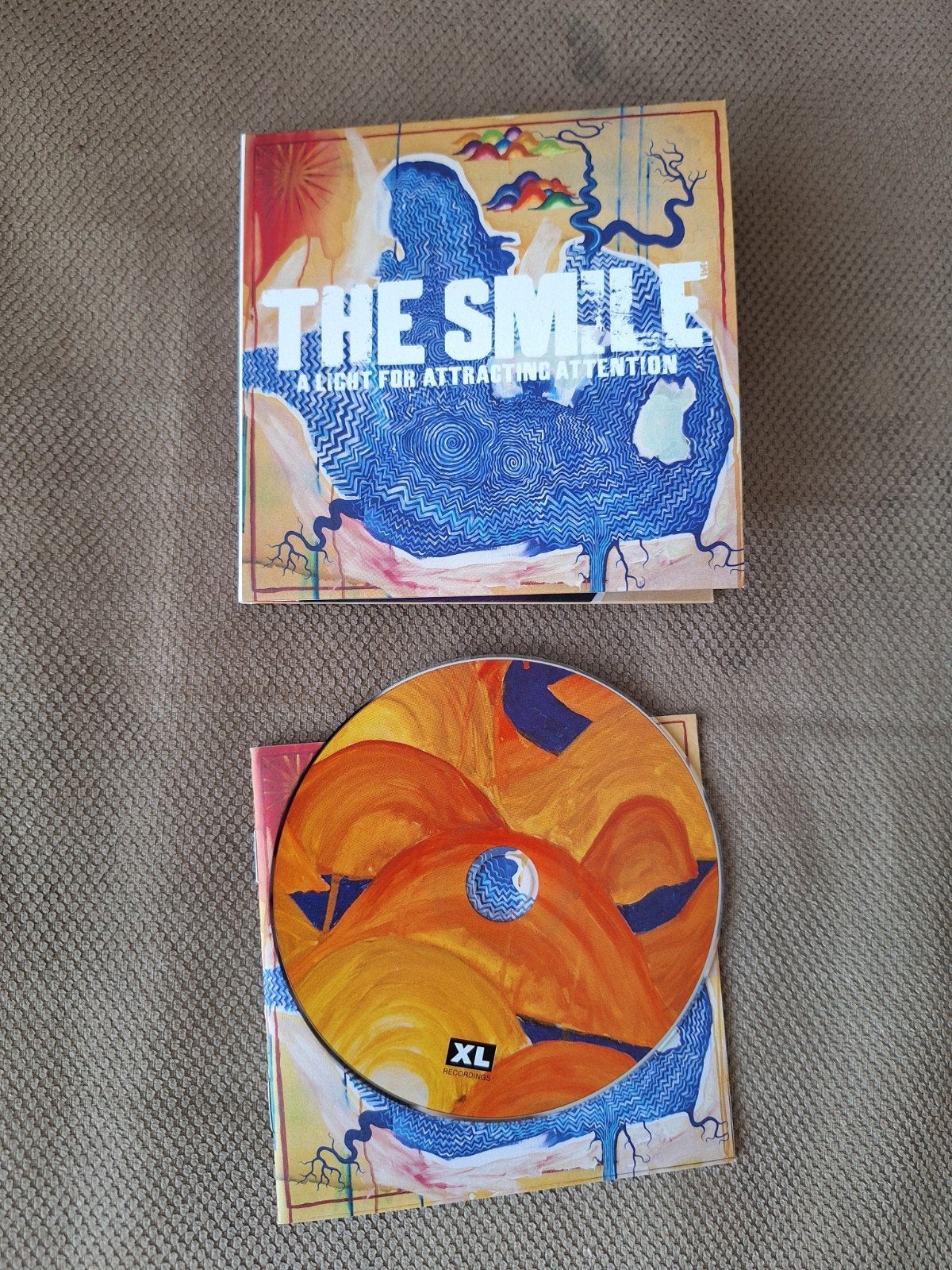 CD A light for attracting attention - The Smile, Pop, Digipak, Ophalen of Verzenden, Zo goed als nieuw