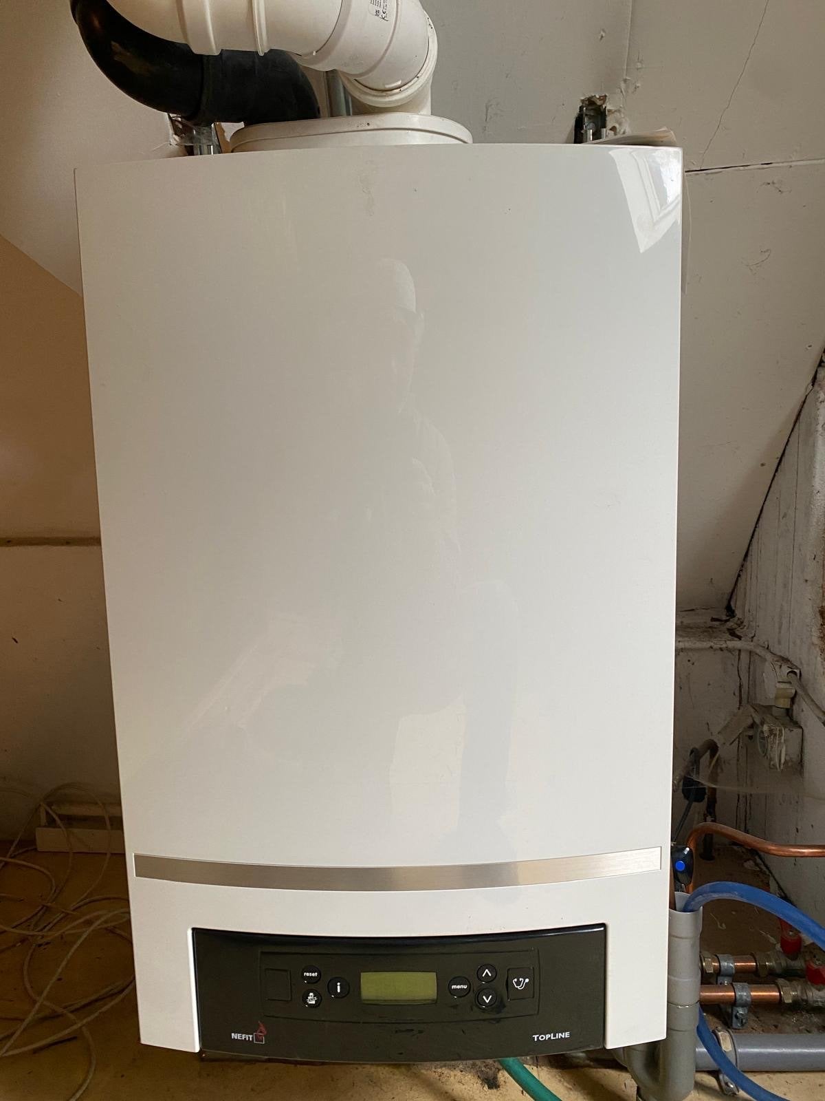 Nefit Topline Compact HRC 30kW Combiketel, Gebruikt, Hoog rendement (Hr), Cv-ketel of Combi-ketel, Minder dan 60 cm