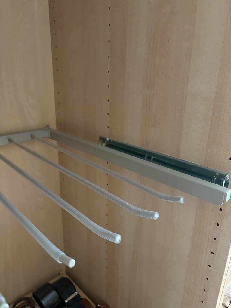 Uittrekbare boekhanger (Ikea Pax kast), Ophalen, 50 tot 100 cm, Zo goed als nieuw, Minder dan 100 cm
