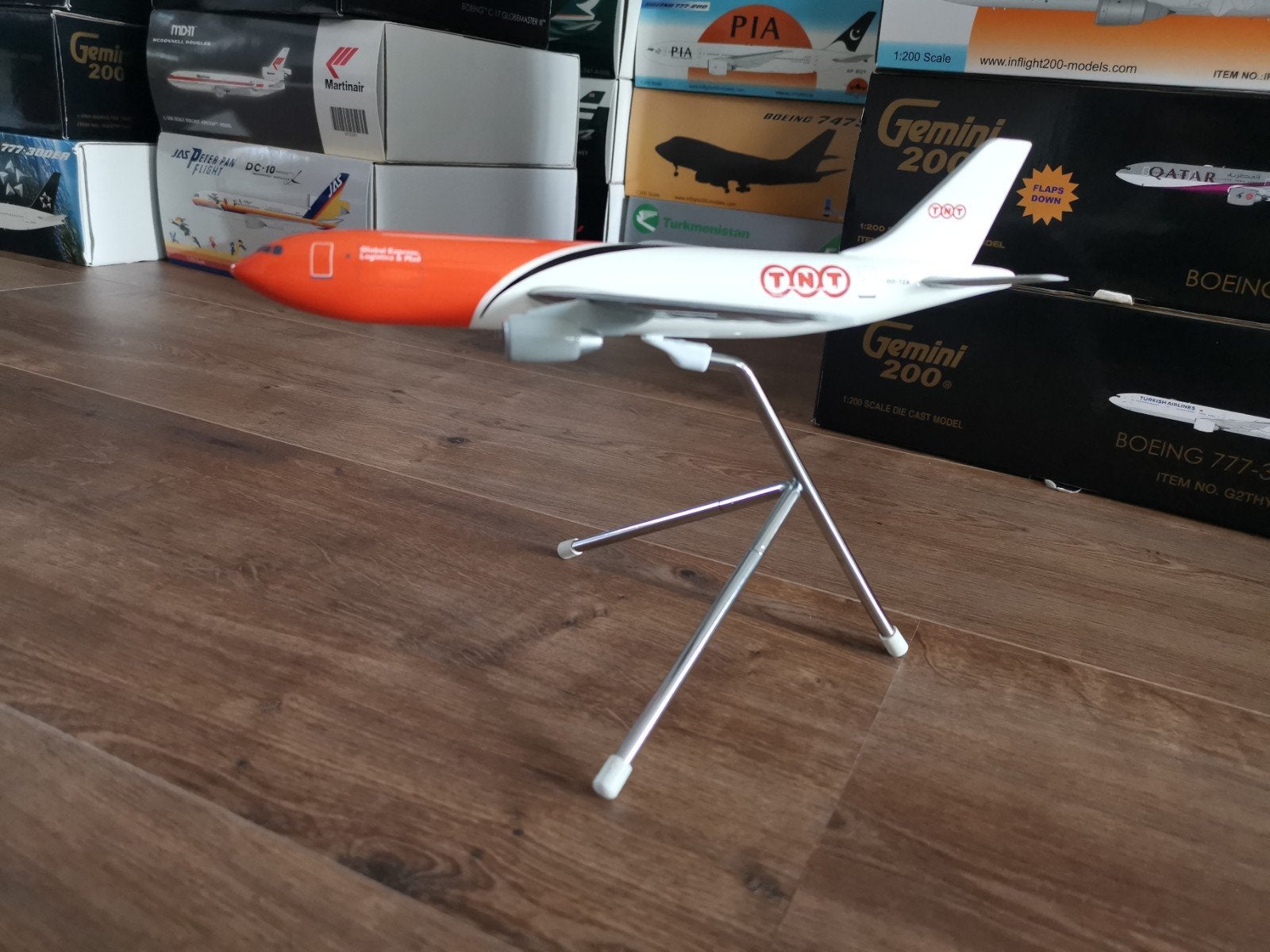 TNT A300 Lupa 1:200, Overige merken, 1:144 tot 1:200, Nieuw, Ophalen of Verzenden