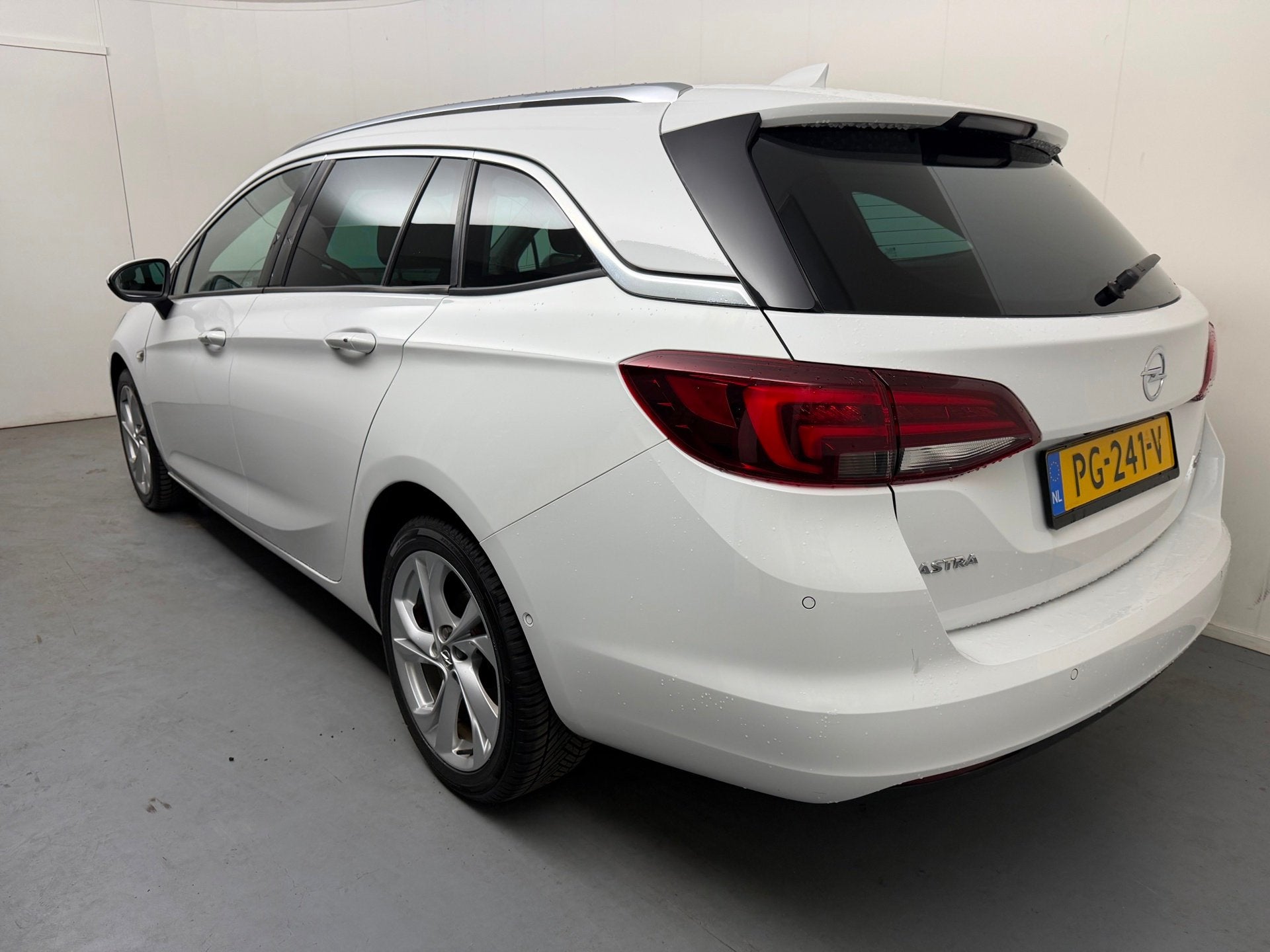 Opel Astra Sports Tourer 1.4 Innovation, Voorwielaandrijving, Gebruikt, Euro 6, 4 cilinders