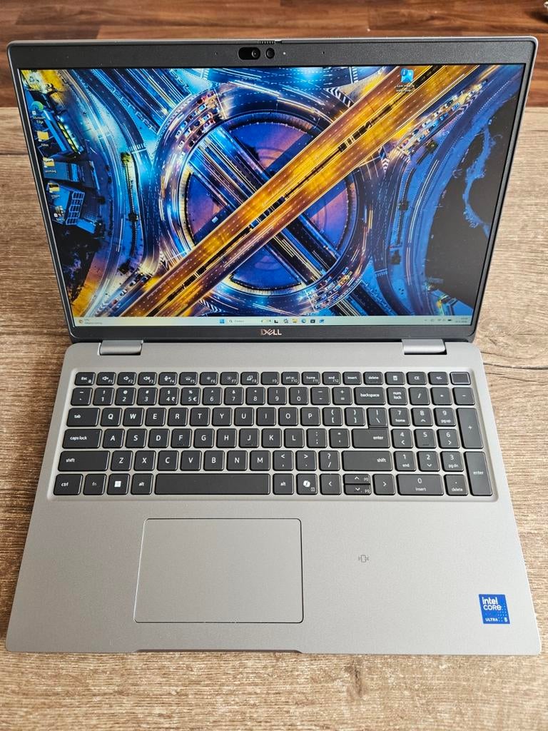 Te koop krachtige en moderne Dell Latitude 5550/ruilen xps15, Ophalen, Dell latitude, Zo goed als nieuw, Intel Core 5 Ultra 125U