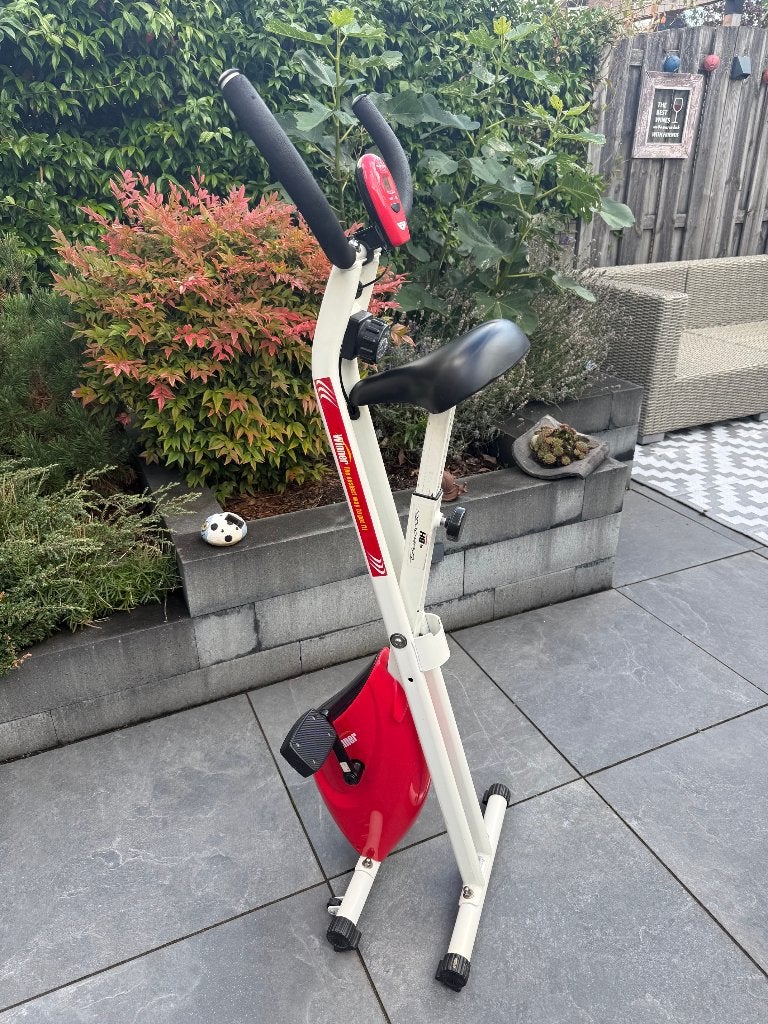 Foto 2 van hometrainer, opklapbaar en verrijdbaar (ruimtebesparend)