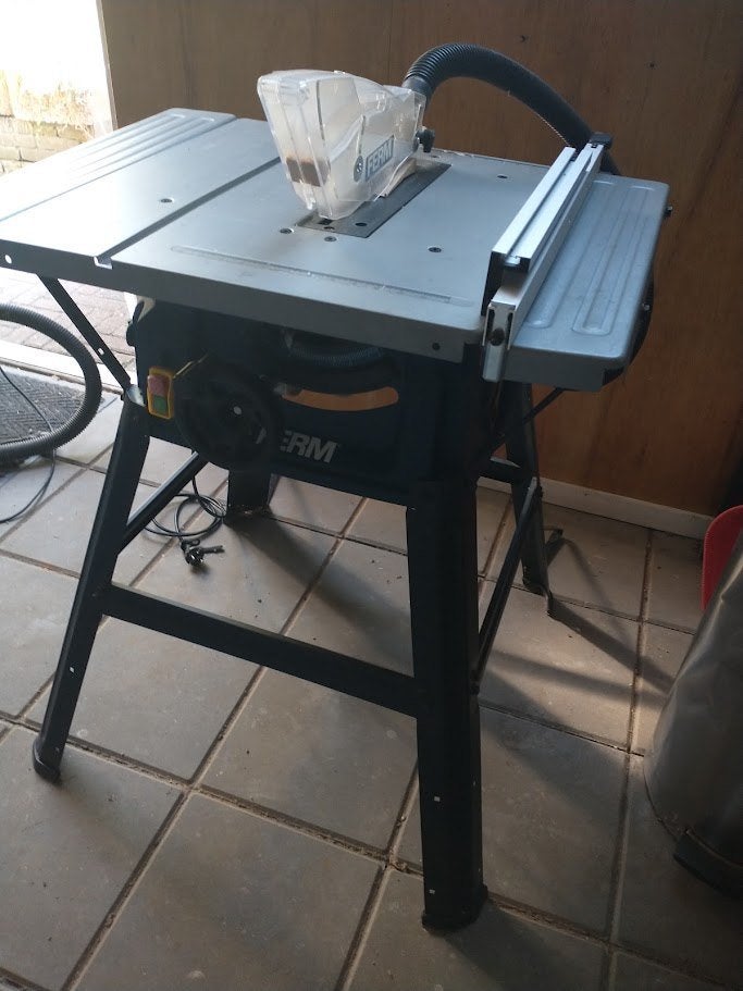 FERM TSM1035 Zaagtafel 1500W – Compleet + Extra Zaagblad, Ophalen, Gebruikt, Cirkelzaag, Ferm