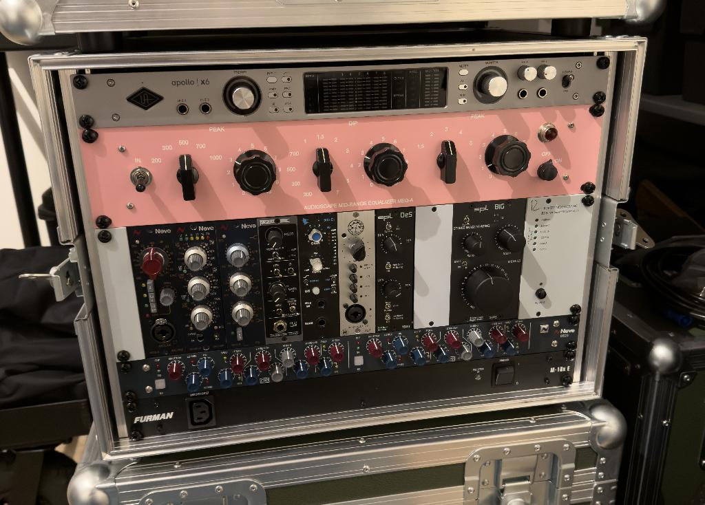 Audio outboard gear - Diverse units als nieuw, Muziek en Instrumenten, Ophalen of Verzenden, Nieuw, Volume