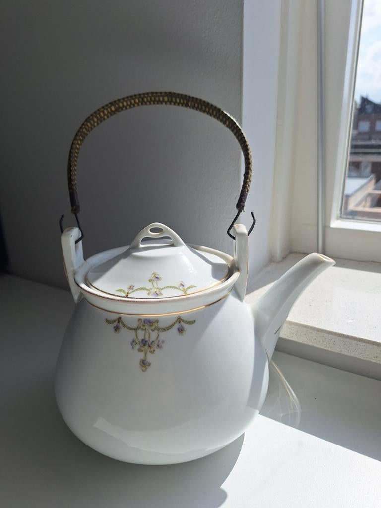 Oude theepot, Antiek en Kunst, Antiek | Servies los, Ophalen of Verzenden