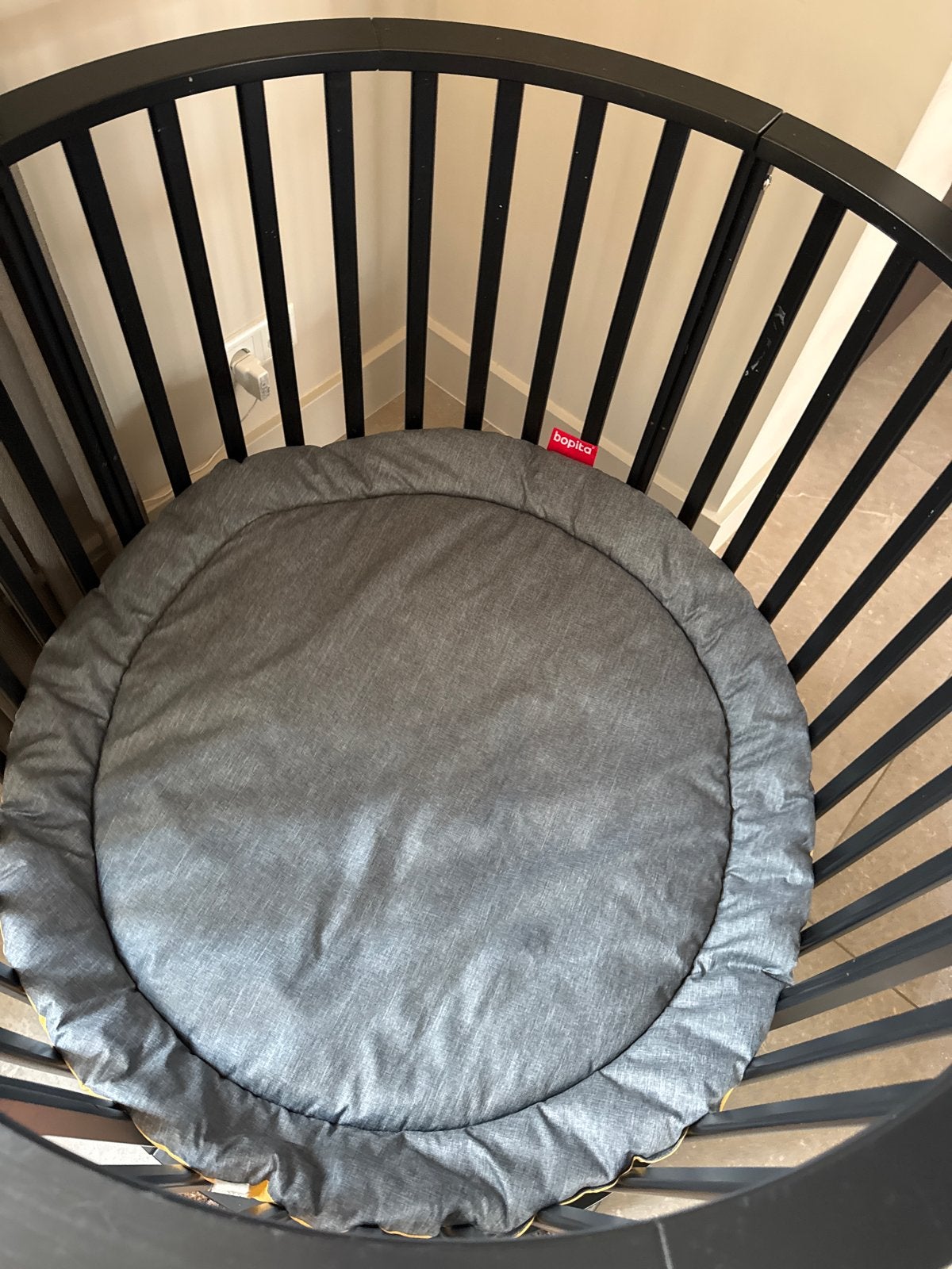 Bopita Boxkleed Rondo Geel (goud)/ Antra - Rond Boxkleed, Kinderen en Baby's, Boxen, Ophalen, Zo goed als nieuw, Rond, Boxkleed