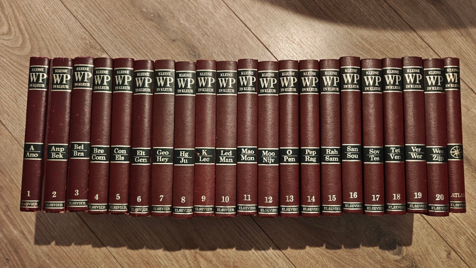 Winkler Prins Encyclopedie 20 delen met atlas, Boeken, Ophalen of Verzenden, Gelezen, Algemeen, Complete serie