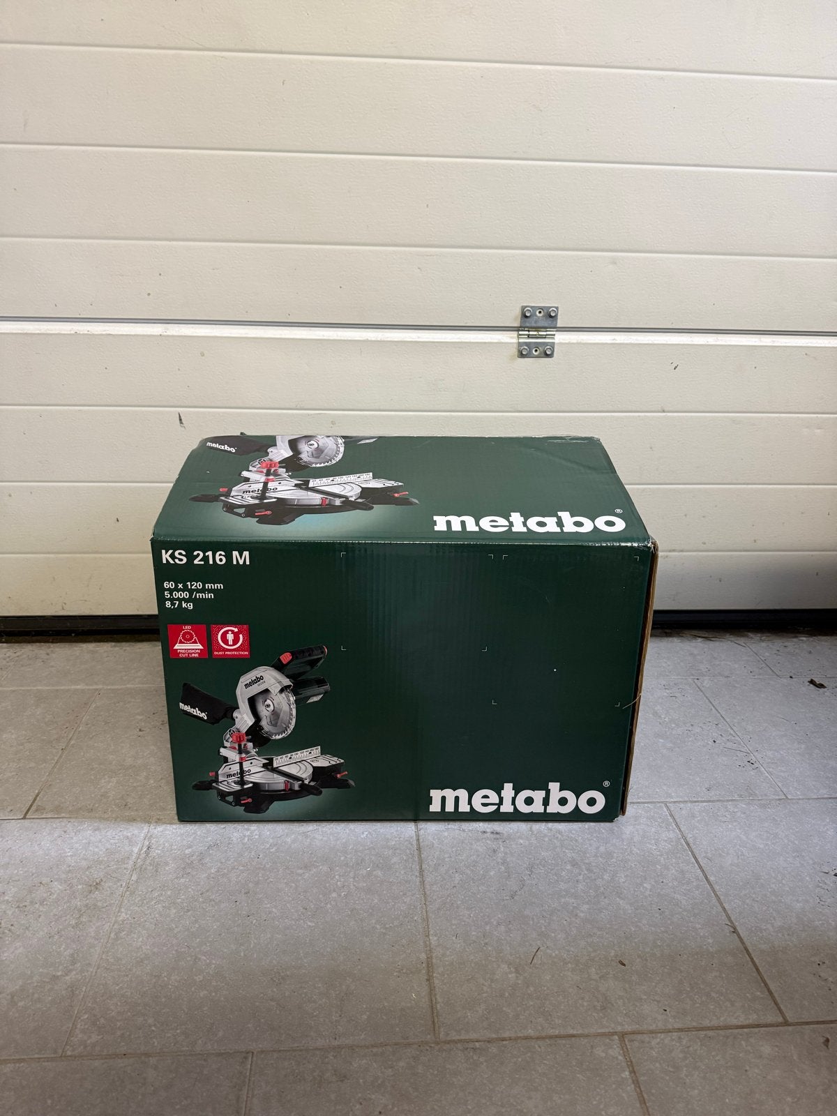 Metabo Afkortzaag KS 216 M - Nieuw in doos, Nieuw, Ophalen of Verzenden, Afkortzaag, 30 tot 70 mm