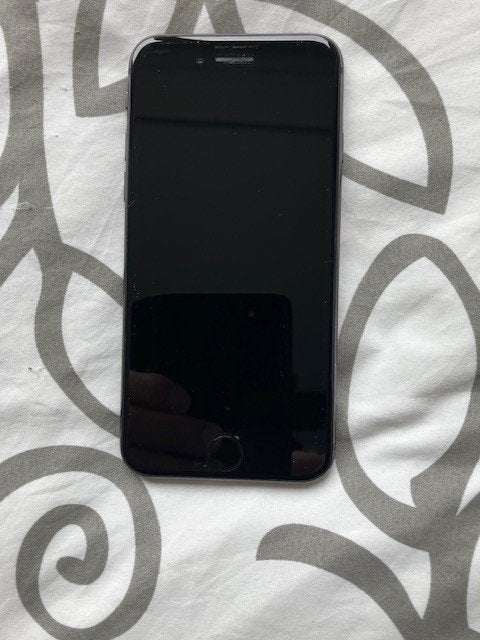 Iphone 8 in goede staat, Telecommunicatie, Mobiele telefoons | Apple iPhone, Ophalen, 83 %, Zwart, Zo goed als nieuw