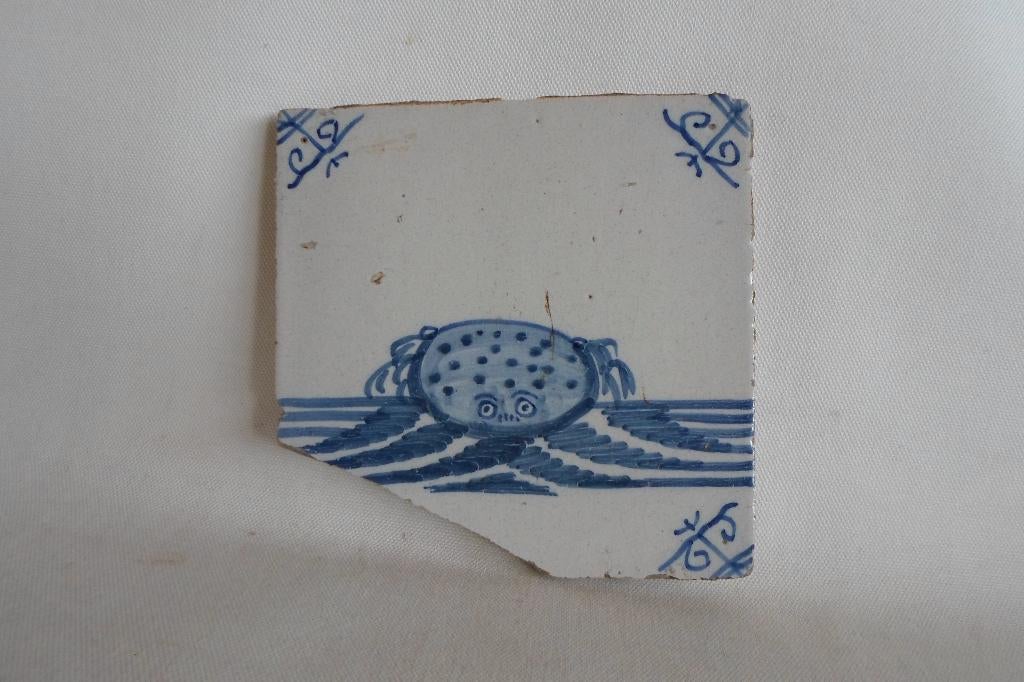 Antieke Tegel Krab Blauw Wit, Ophalen of Verzenden