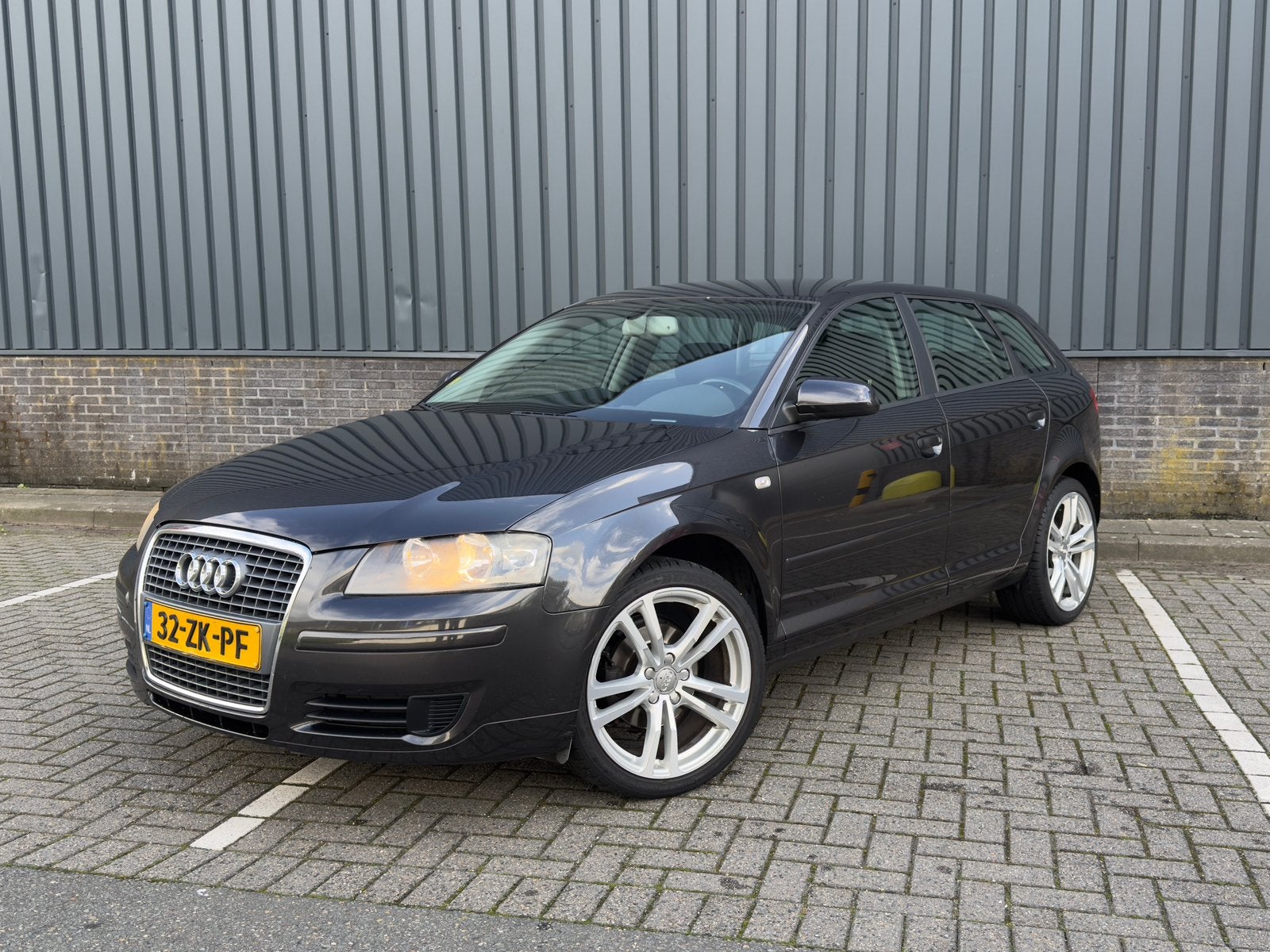 Audi A3 1.6 Sportback MPI Ambiente Pro Line Plus 2008, Auto's, Voorwielaandrijving, Stof, Zwart, 4 cilinders