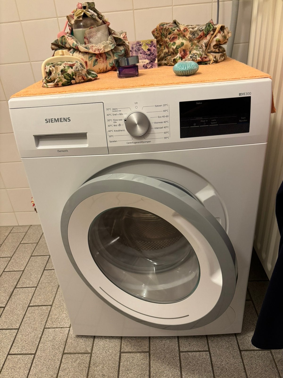 Siemens IQ300 iSensoric 1400tpm, Witgoed en Apparatuur, Wasmachines, Zo goed als nieuw, Voorlader, 6 tot 8 kg, Minder dan 85 cm