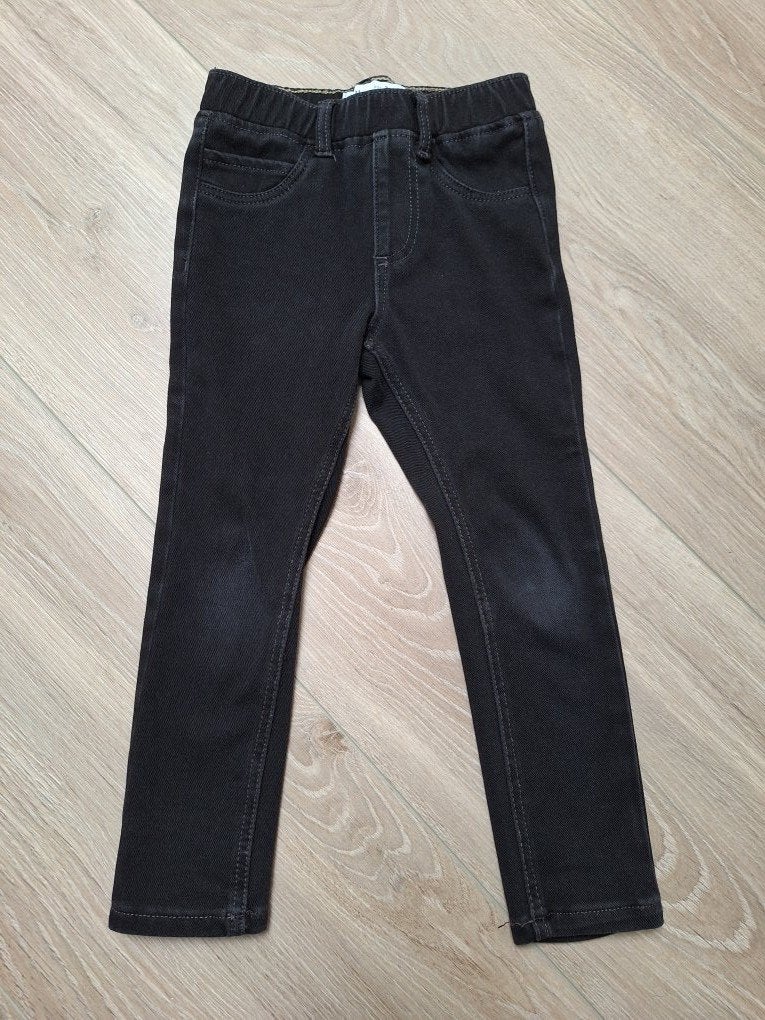 Zwarte kind broek / tregging / legging Zara - maat 104, Kinderen en Baby's, Broek, Gebruikt, Ophalen of Verzenden, Jongen