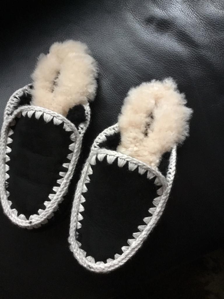 Mou sloffen, Kleding | Dames, Ophalen, Zo goed als nieuw, Pantoffels of Sloffen