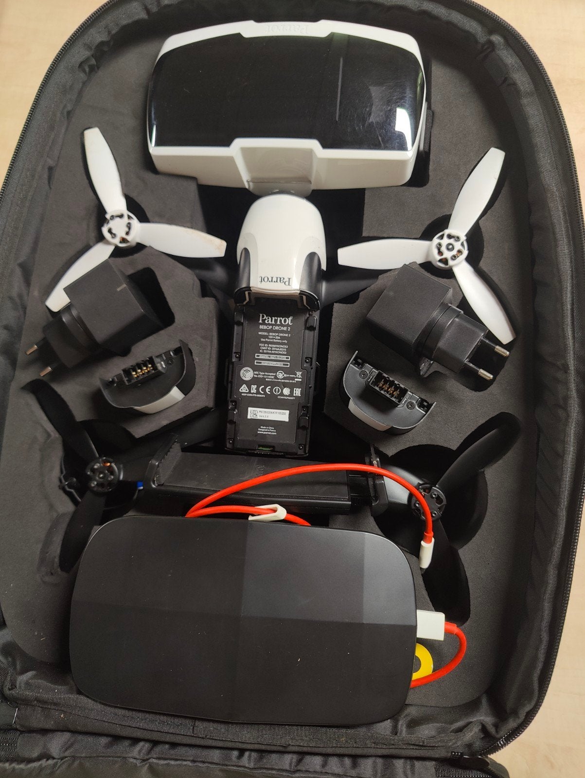 Parrot Bebop 2 Drone met FPV bril en extra accessoires, Cameradrone, 100 tot 1000 meter, 15 tot 30 minuten, Zo goed als nieuw