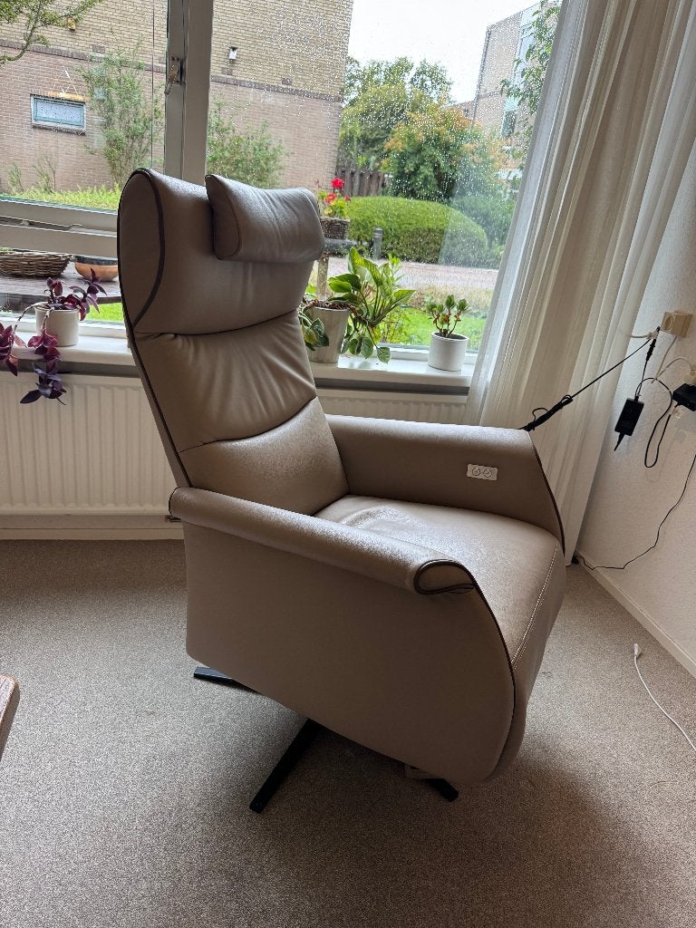 Prominent Elektrisch Verstelbare Leren Relaxfauteuil, Huis en Inrichting, Ophalen, 75 tot 100 cm, Zo goed als nieuw, Modern