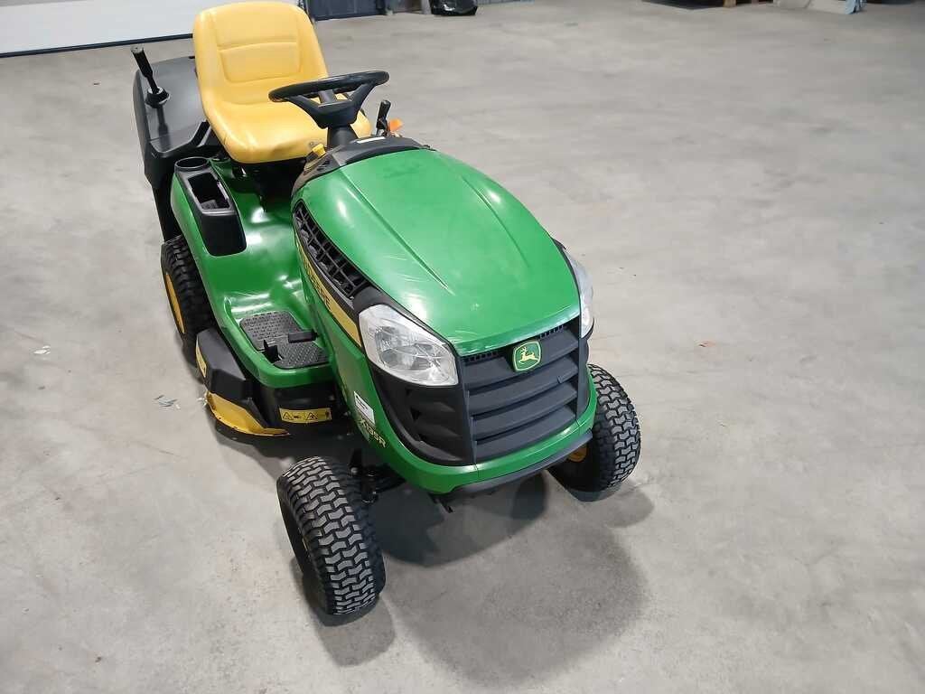 John Deere zitmaaier, Tuin en Terras, Zitmaaiers, John Deere, JDFCustomerSupport@JohnDeere.com, John-Deere-Strasse 169190
Walldorf, DE