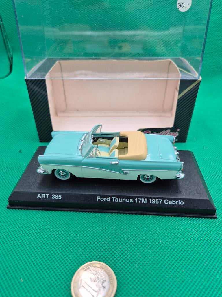 254 Ford Taunus 17M cabrio 1/43 Details cars, Ophalen of Verzenden, Zo goed als nieuw, Auto, Overige merken