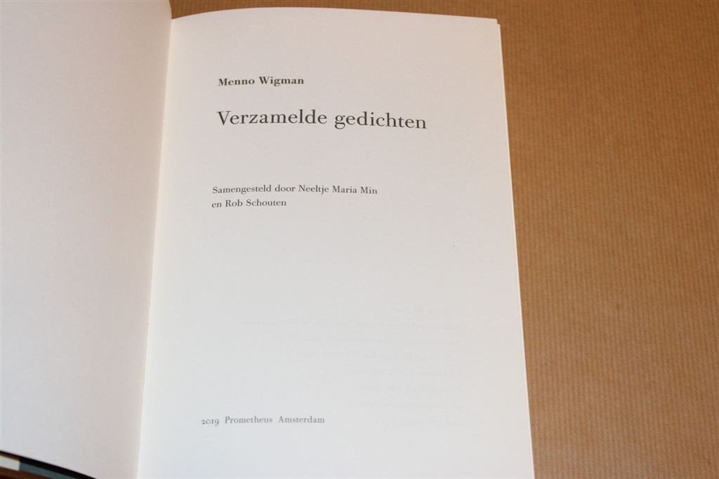 Verzamelde Gedichten — Menno Wigman [Min & Schouten], Boeken, Ophalen of Verzenden, Zo goed als nieuw