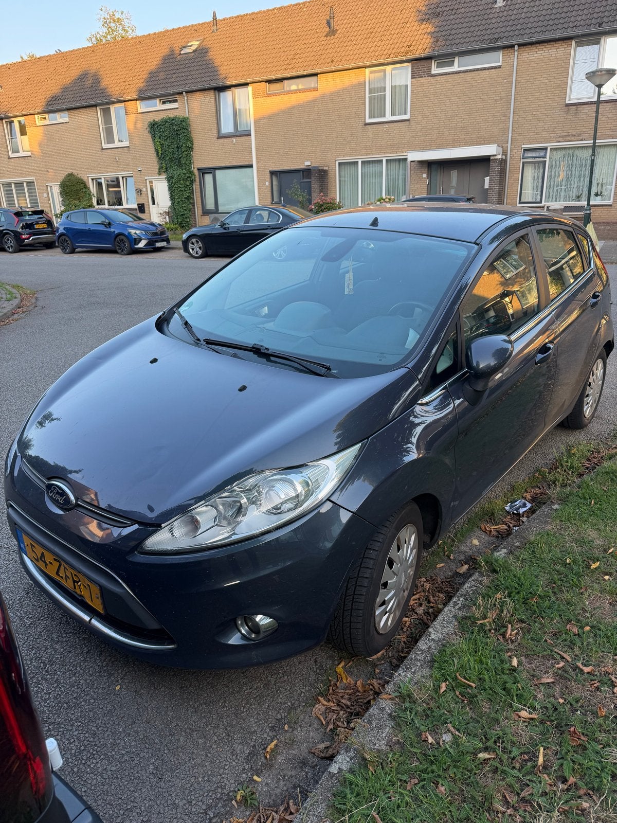 Ford Fiësta 1.6 Tdci 5DR 2012 Grijs, Auto's, Ford, Voorwielaandrijving, 1018 kg, 96 €/maand, Origineel Nederlands