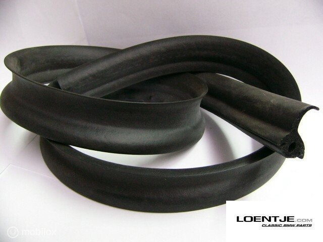 Motorkaprubber BMW 02-serie E6/ E10/ 114 ('74-'77) nieuw, Nieuw, Ophalen of Verzenden, BMW, BMW