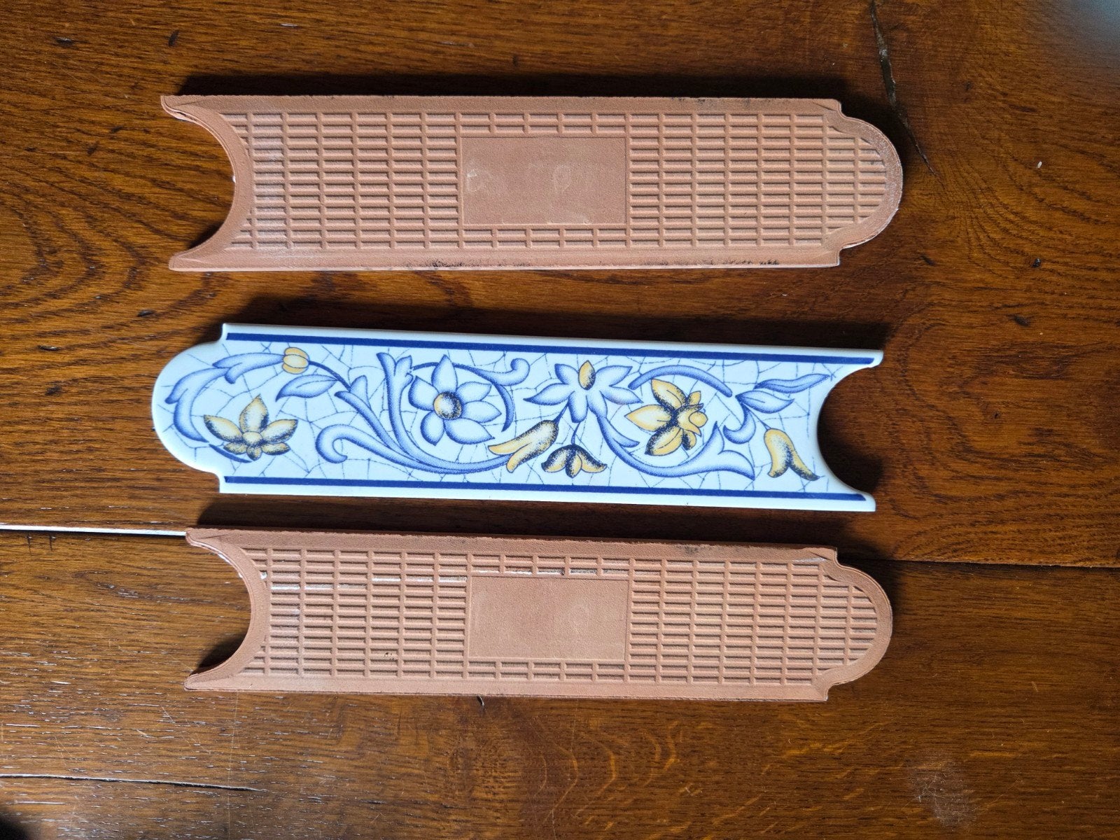 Prachtige partij originele Portugese Azulejos randtegels / s, Keramiek, Overige typen, Nieuw, Minder dan 20 cm