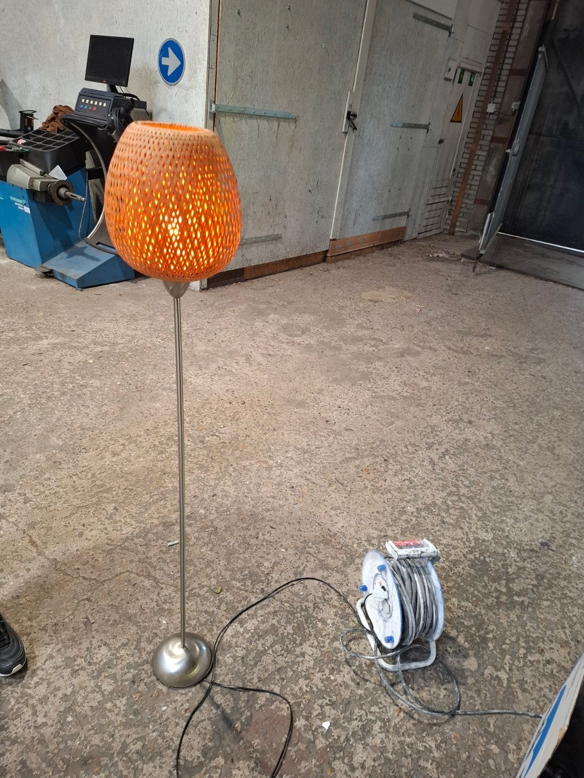Staande lamp met bamboe kap - sfeervol en modern, Ophalen, Gebruikt, Modern, Sfeervol, Natuurlijk, Onbekend