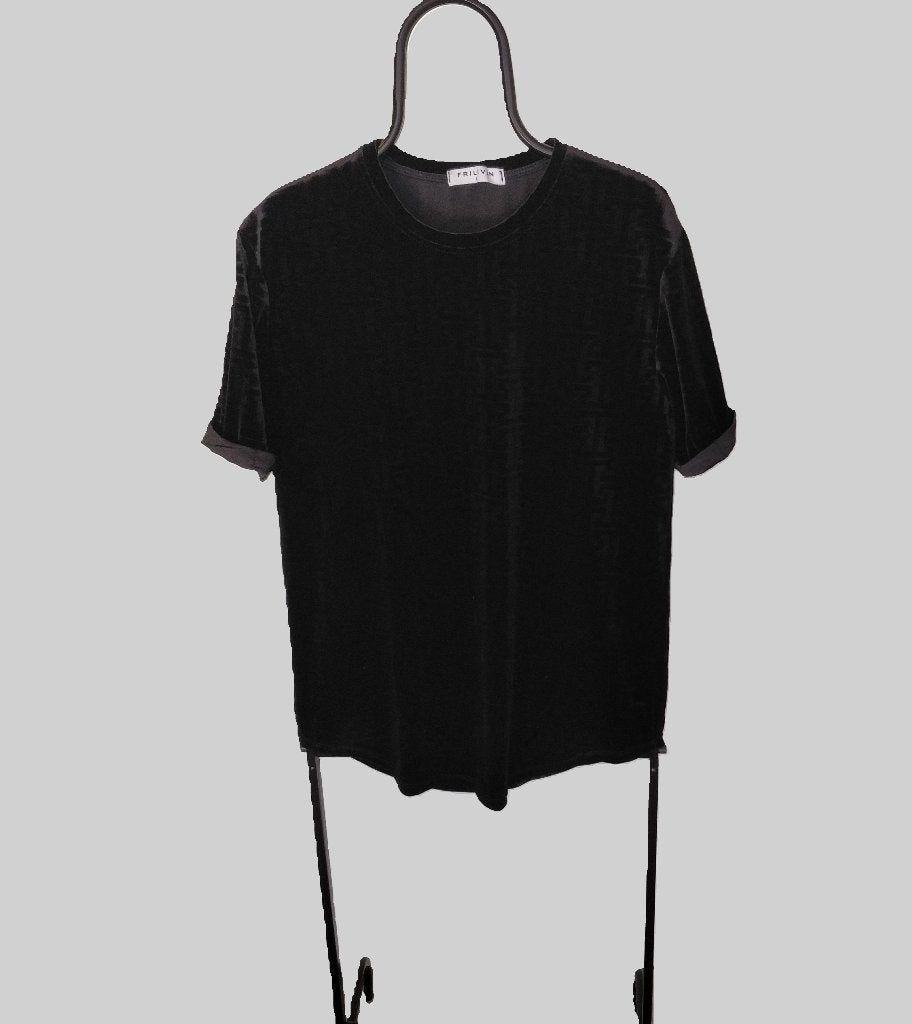 T-Shirt Zwart, Zwart, Maat 42/44 (L), Ophalen of Verzenden, Zo goed als nieuw
