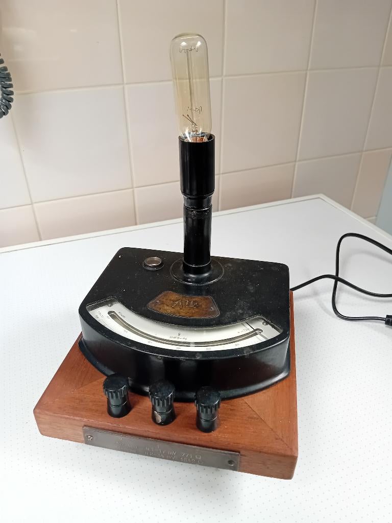 Lamp voltmeter., Ophalen of Verzenden