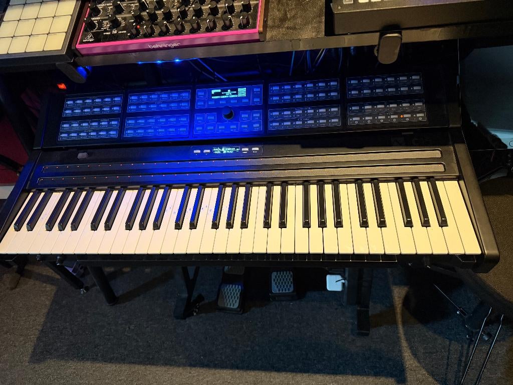 Nonlinear Labs C15 (zwart) synthesizer, 61 toetsen, Zo goed als nieuw, Met midi-aansluiting, Ophalen