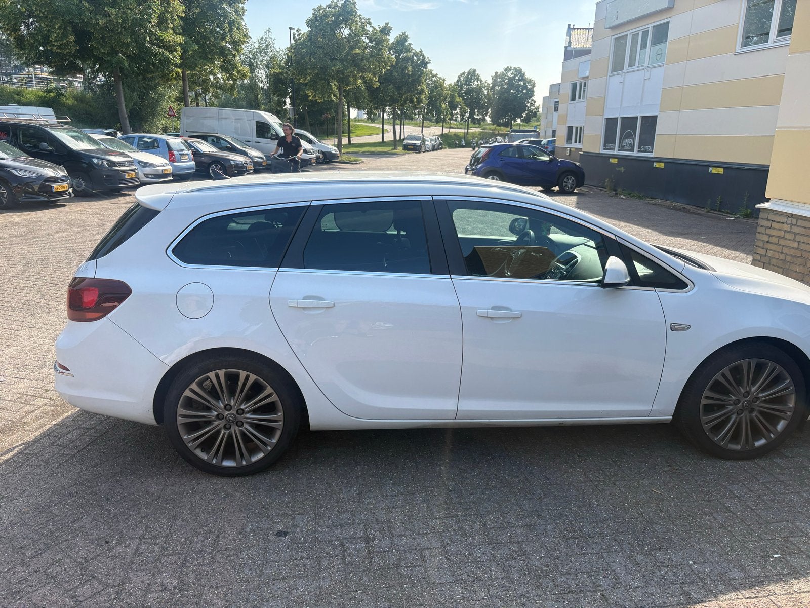 Opel Astra 1.4 Turbo 103KW Sports Tourer 2013 Wit, Voorwielaandrijving, 4 cilinders, Wit, Origineel Nederlands