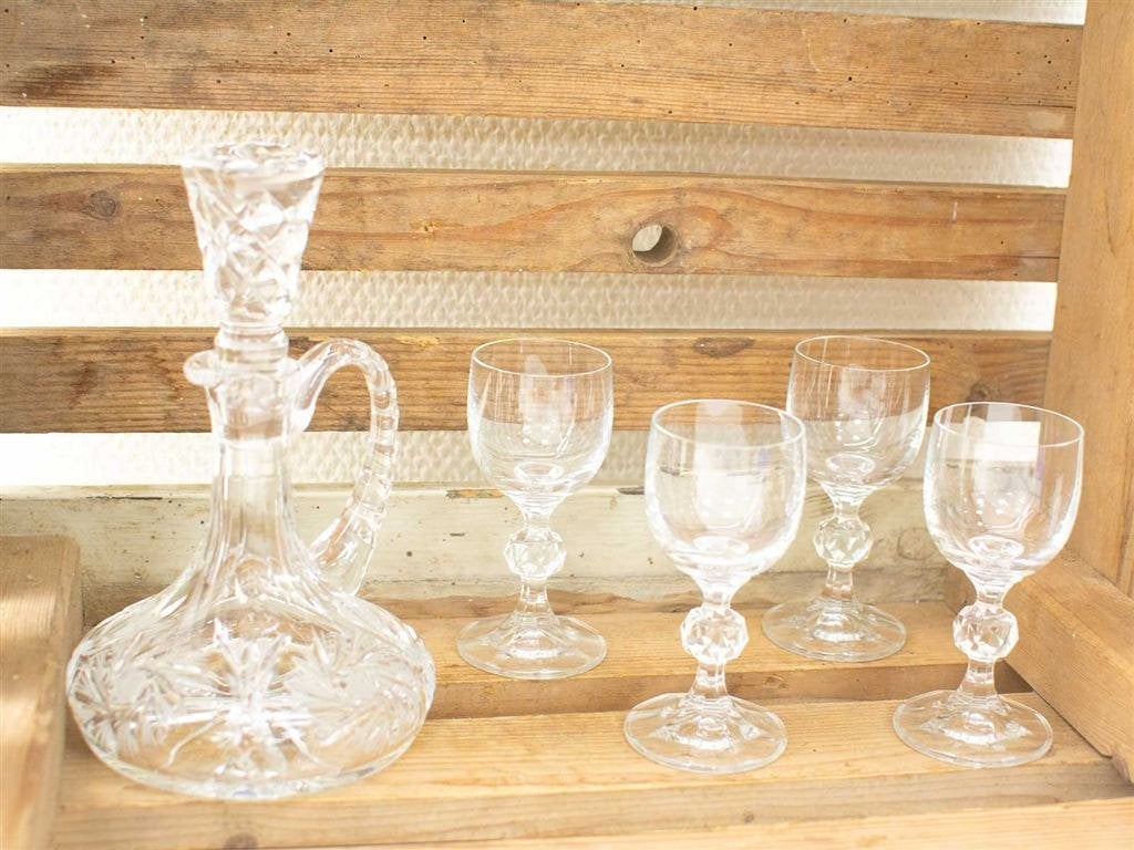 Glazen karaf met 4 borrel glazen 33721
