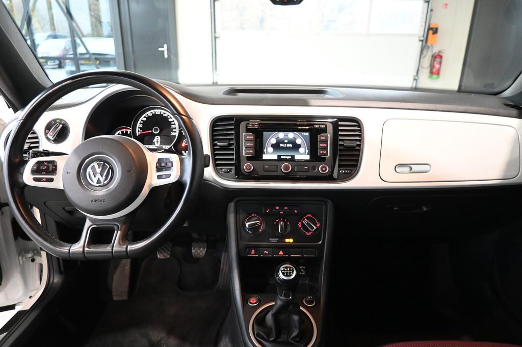 Volkswagen Beetle Cabriolet 1.2 TSI Design BlueMotion Cruise, Voorwielaandrijving, Euro 5, Stof, Gebruikt