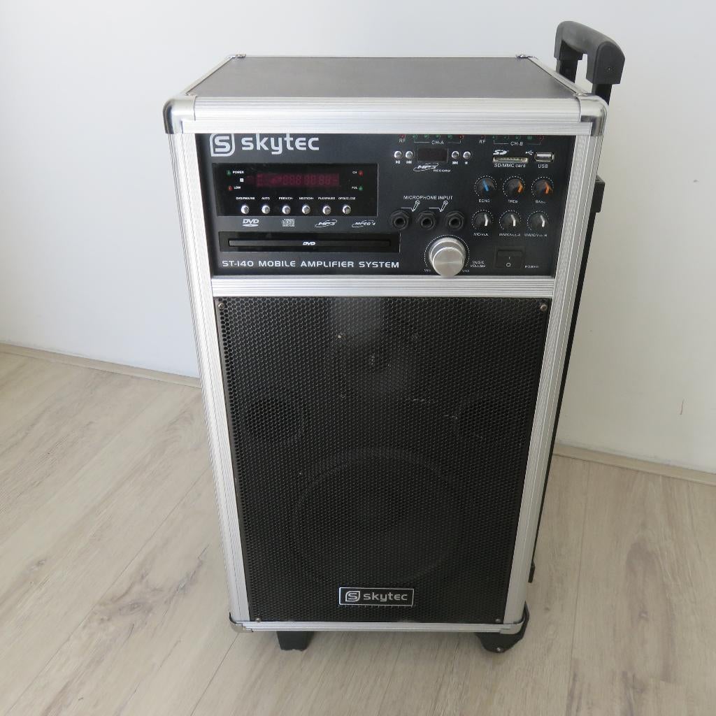 Te koop: Sky Tec ST 140 mobiele karaoke set, Audio, Tv en Foto, Karaoke-apparatuur, Ophalen, Gebruikt, Complete set