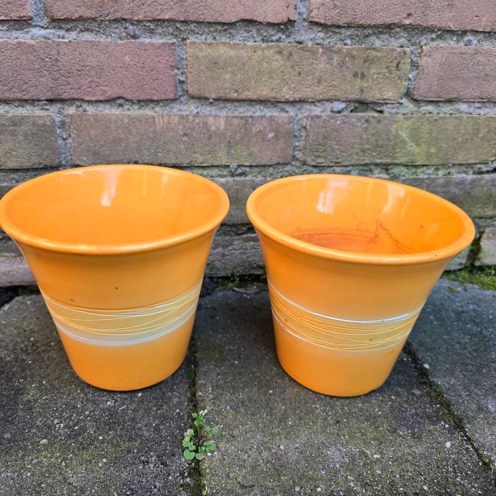 Set van 2 oranje bloempotten, Gebruikt, Rond, Ophalen of Verzenden, Balkon