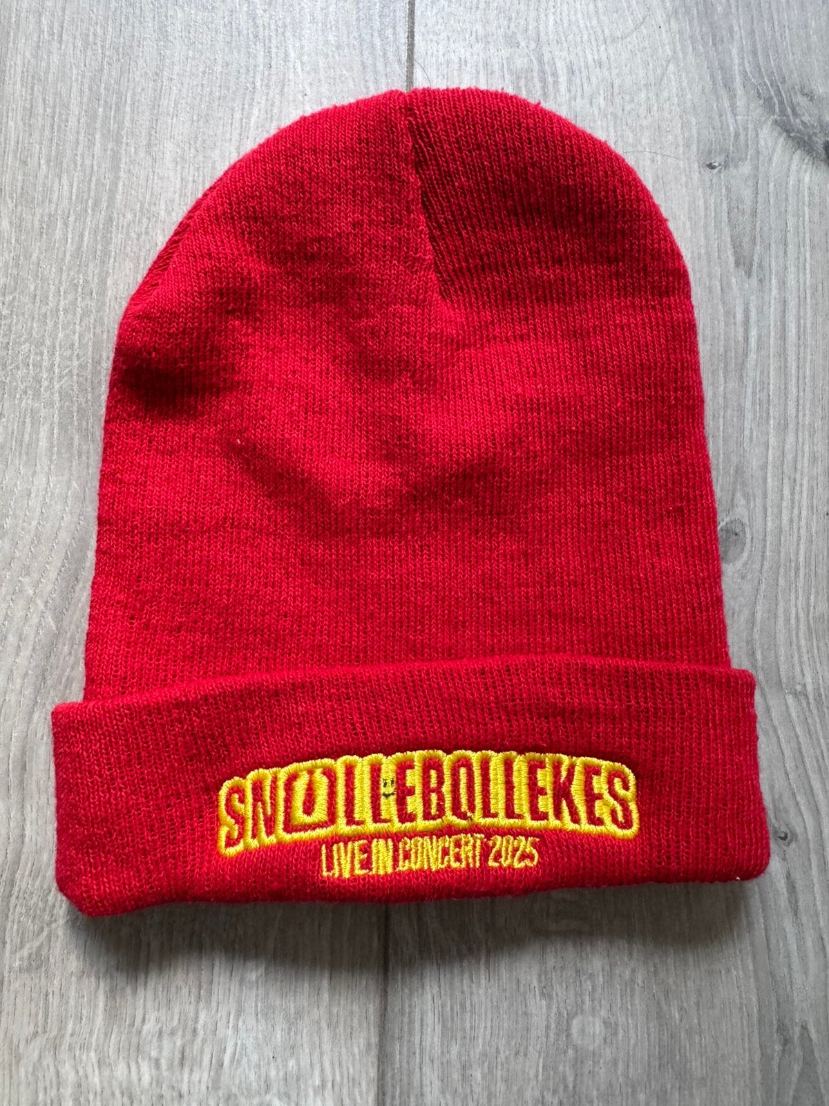 Snollebollekes muts live in concert 2025 rood, Ophalen of Verzenden, Zo goed als nieuw, Muts