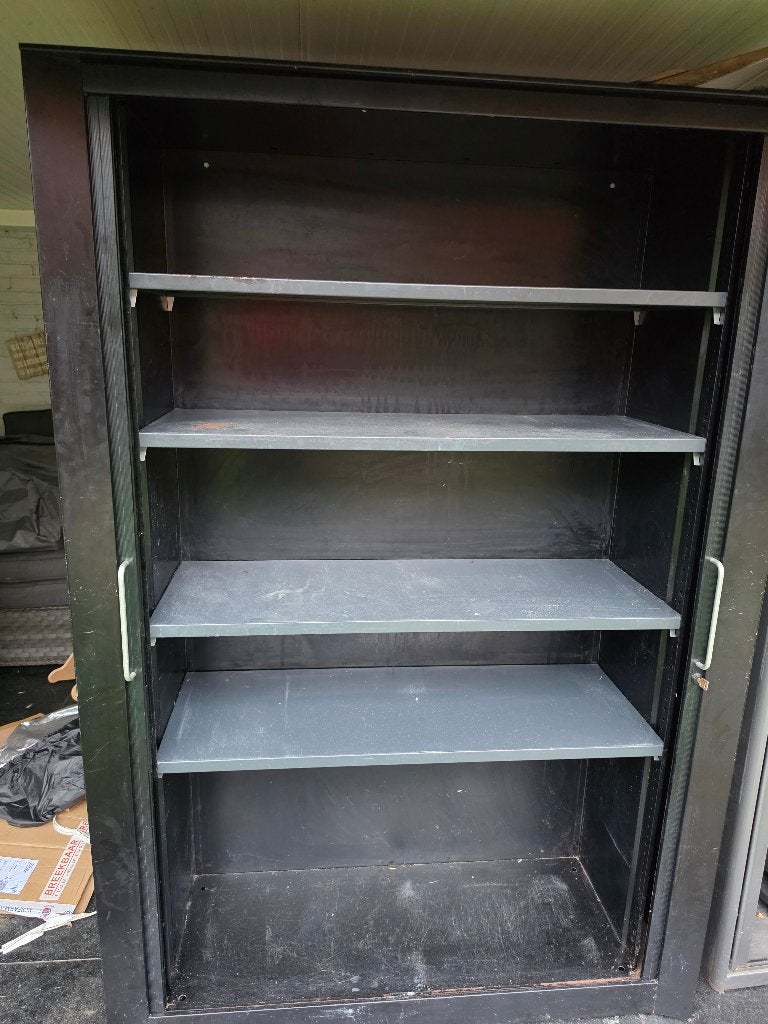Roldeurkast, Huis en Inrichting, Kasten | Roldeurkasten en Archiefkasten, Ophalen, Gebruikt, 100 tot 150 cm, Met slot