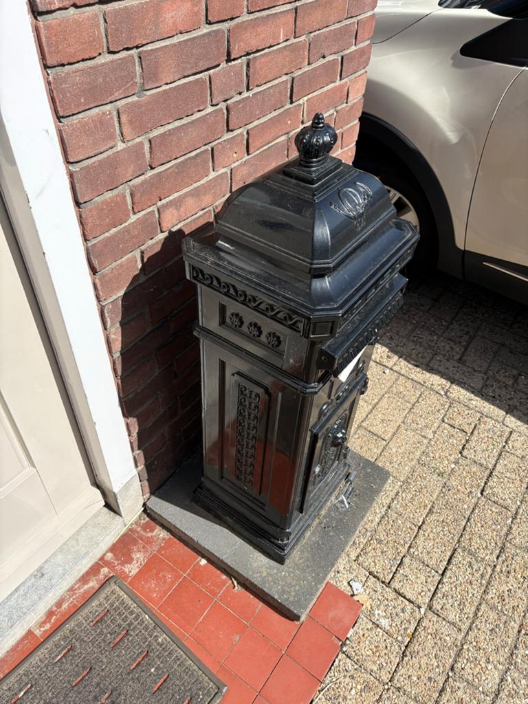 Brievenbus, Ophalen, Gebruikt, Staande brievenbus