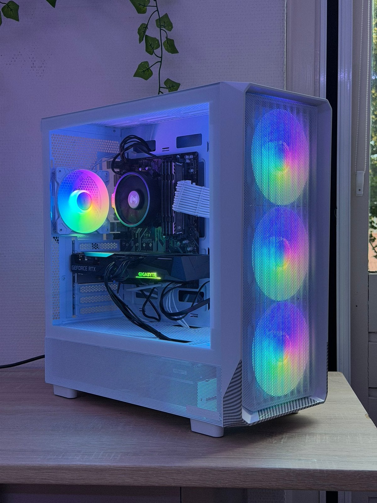 Witte Gaming PC | Ryzen 7 | Rtx 3060 TI | 1.25TB, Computers en Software, Desktop Pc's, Ophalen, Virtual Reality, Zo goed als nieuw